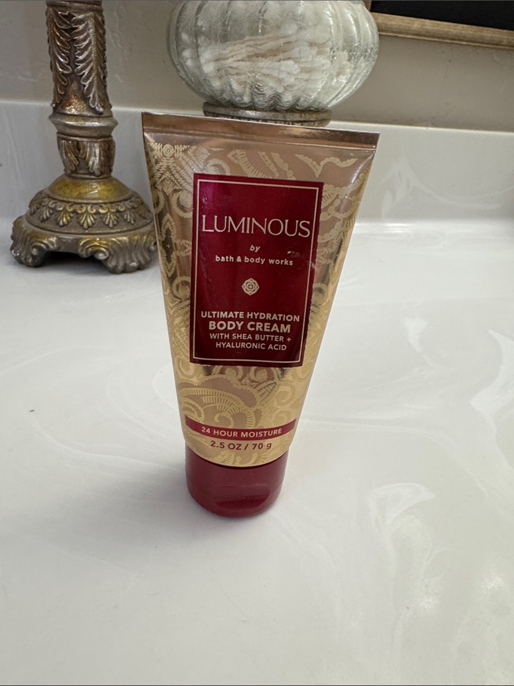 Bath & Body Works Luminous Ultimate Hydration Body Cream — Red & Gold